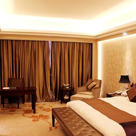 Yutong International Hotel Шаньтоу Экстерьер фото